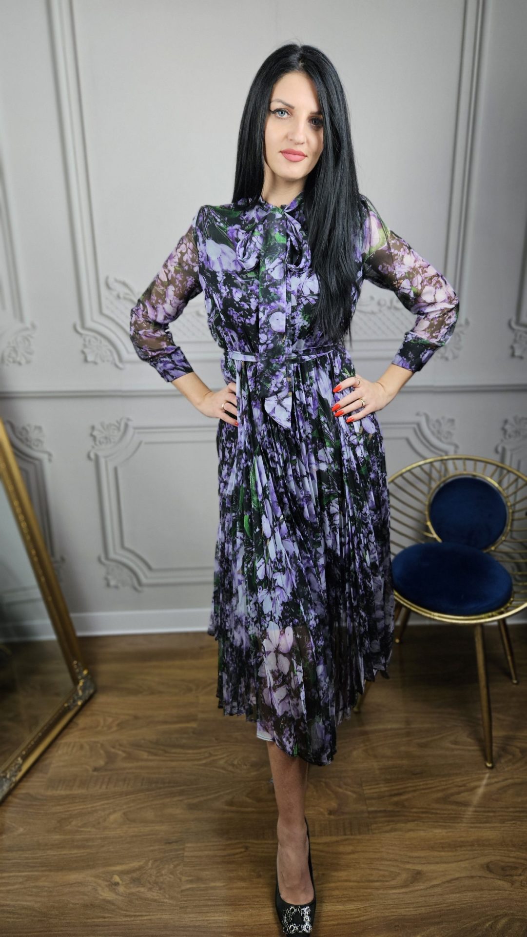 Rochie din voal midi plisată – Eleganță rafinată