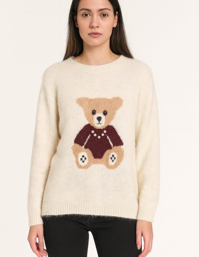 Pulover Crem Damă Cu Ursuleț Decorativ și Aplicații Perle – Diva Exclusive Fashion