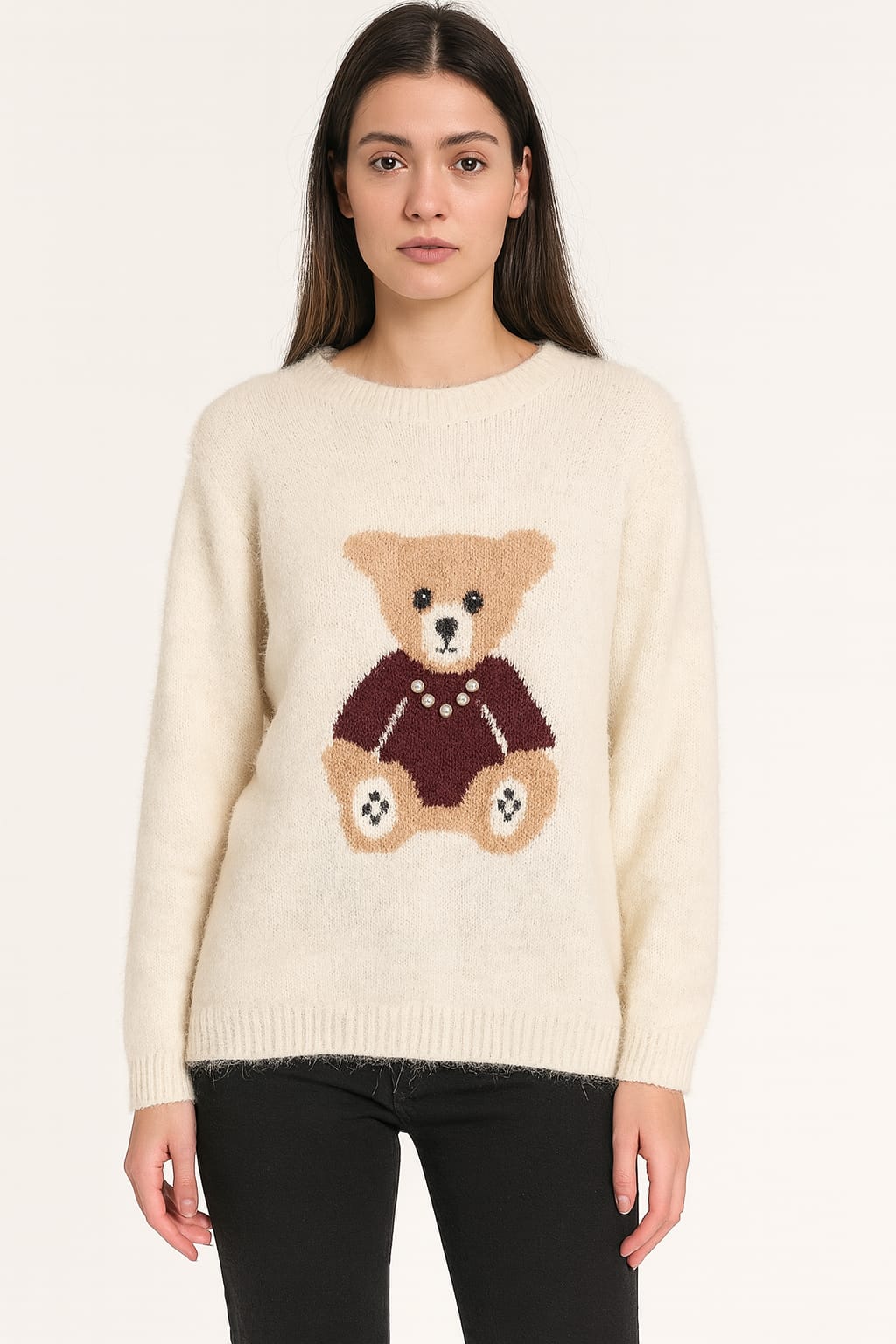 Pulover crem damă cu ursuleț decorativ și aplicații perle – Diva Exclusive Fashion